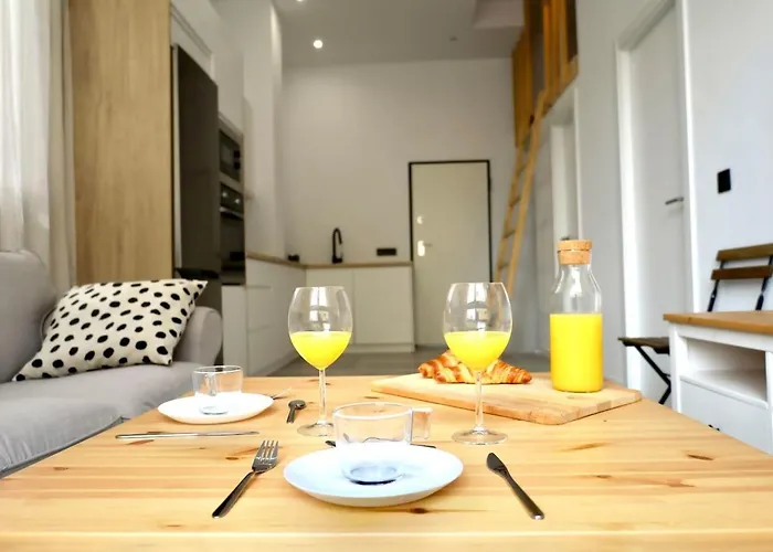 Cyv - Big Family - Near The フエンヒロラ