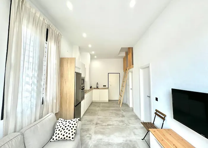 Cyv - Big Family - Near The