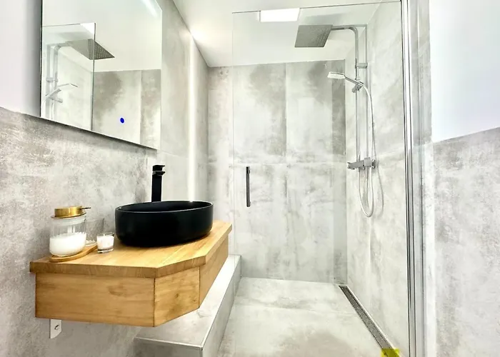 Cyv - Big Family - Near The フエンヒロラ