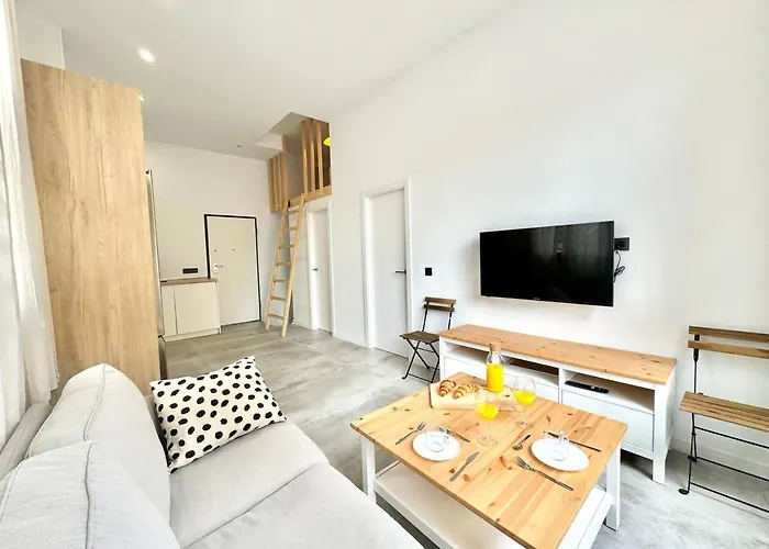 Cyv - Big Family - Near The Apartment *