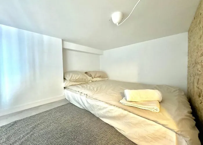 Cyv - Big Family - Near The