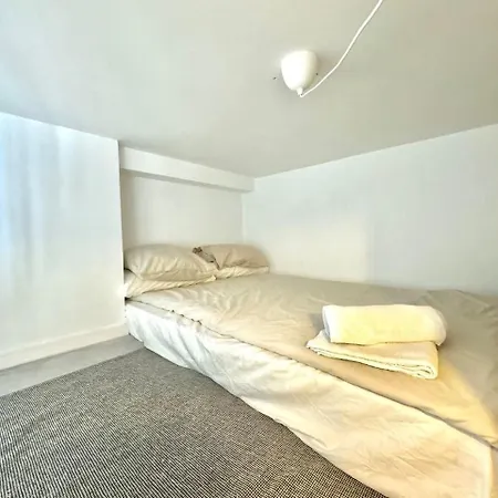 Cyv - Big Family - Near The *